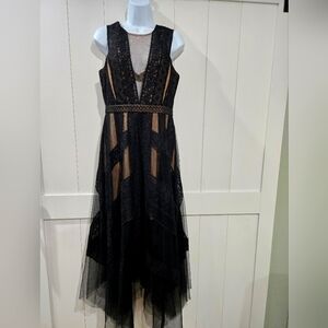 BCBGMaxAzria Andi Lace Trim Evening Dress Size 8